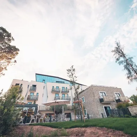 Ilot Du Golf Bw Premier Collection 4* מאנדליה-לה-נאפול