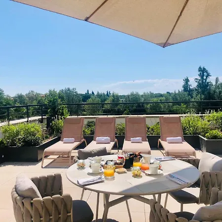 Ilot Du Golf Bw Premier Collection Hotel