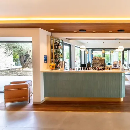 Ilot Du Golf Bw Premier Collection Hotel 4*