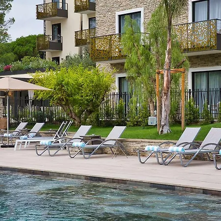 Ilot Du Golf Bw Premier Collection Hotel 4*