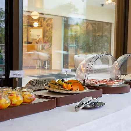 Ilot Du Golf Bw Premier Collection 4*