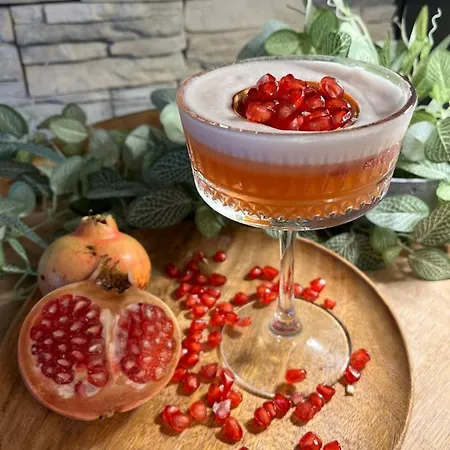 מלון Ilot Du Golf Bw Premier Collection מאנדליה-לה-נאפול